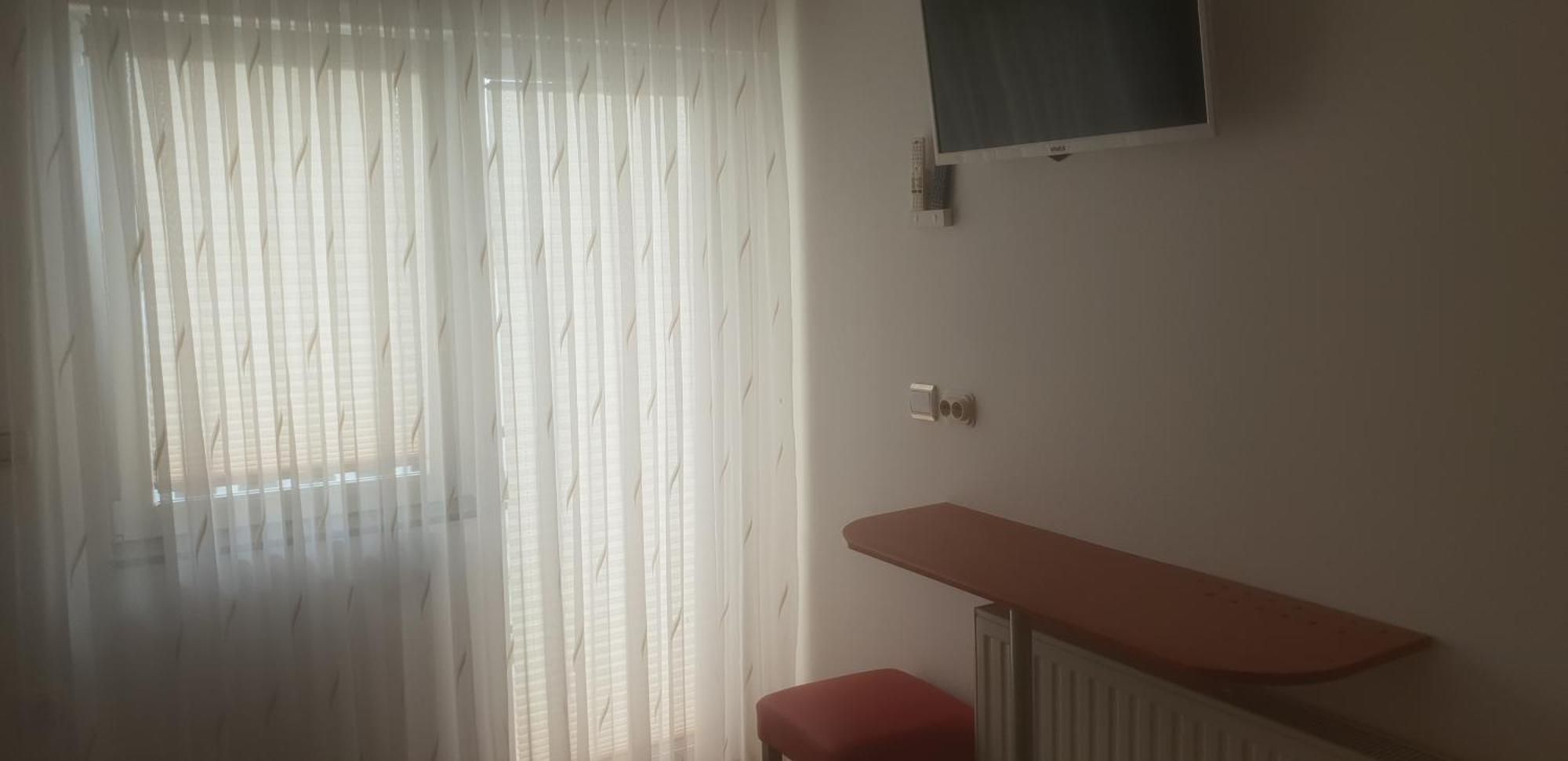 Apartments Mise Ogulin Bagian luar foto