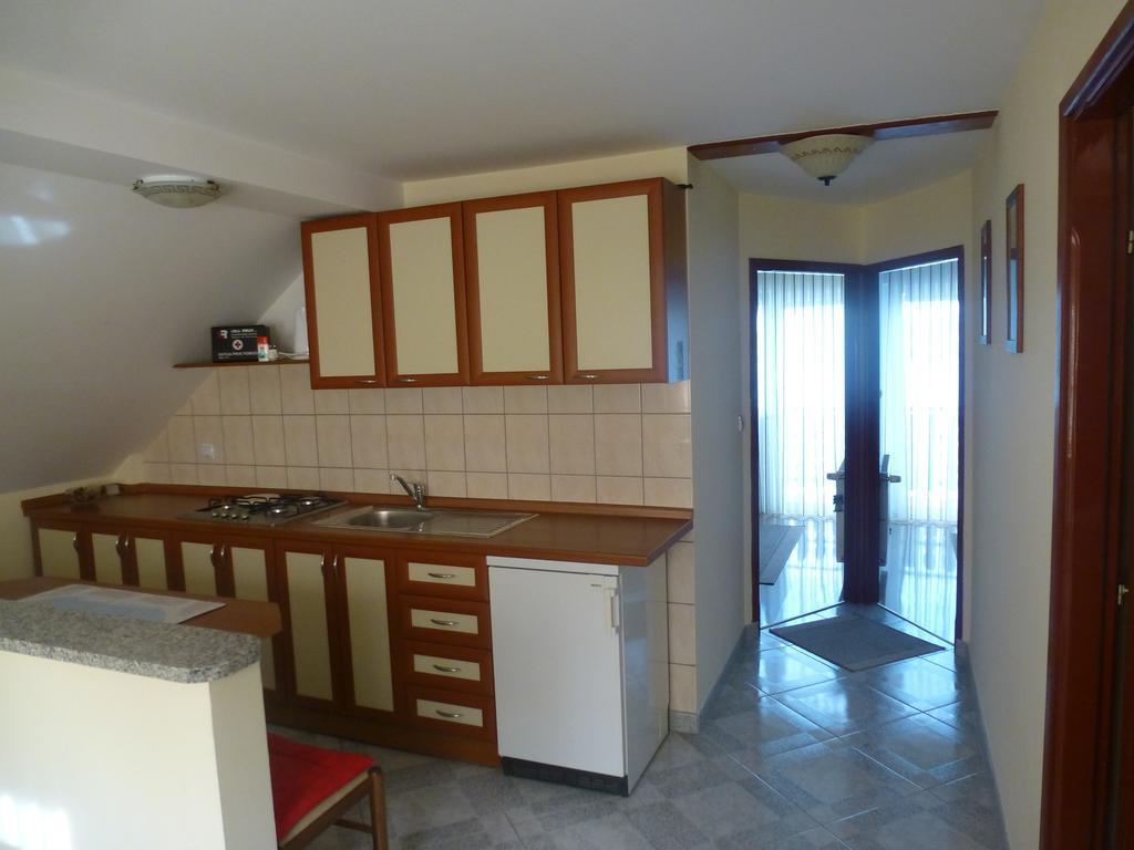 Apartments Mise Ogulin Ruang foto