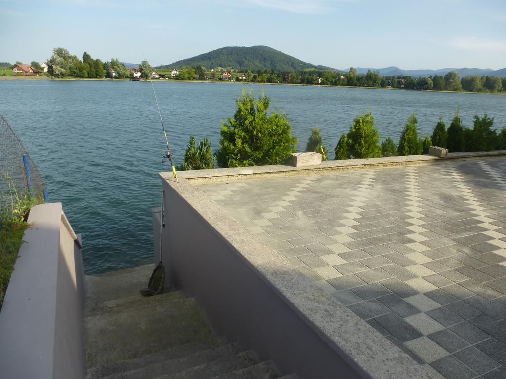 Apartments Mise Ogulin Ruang foto