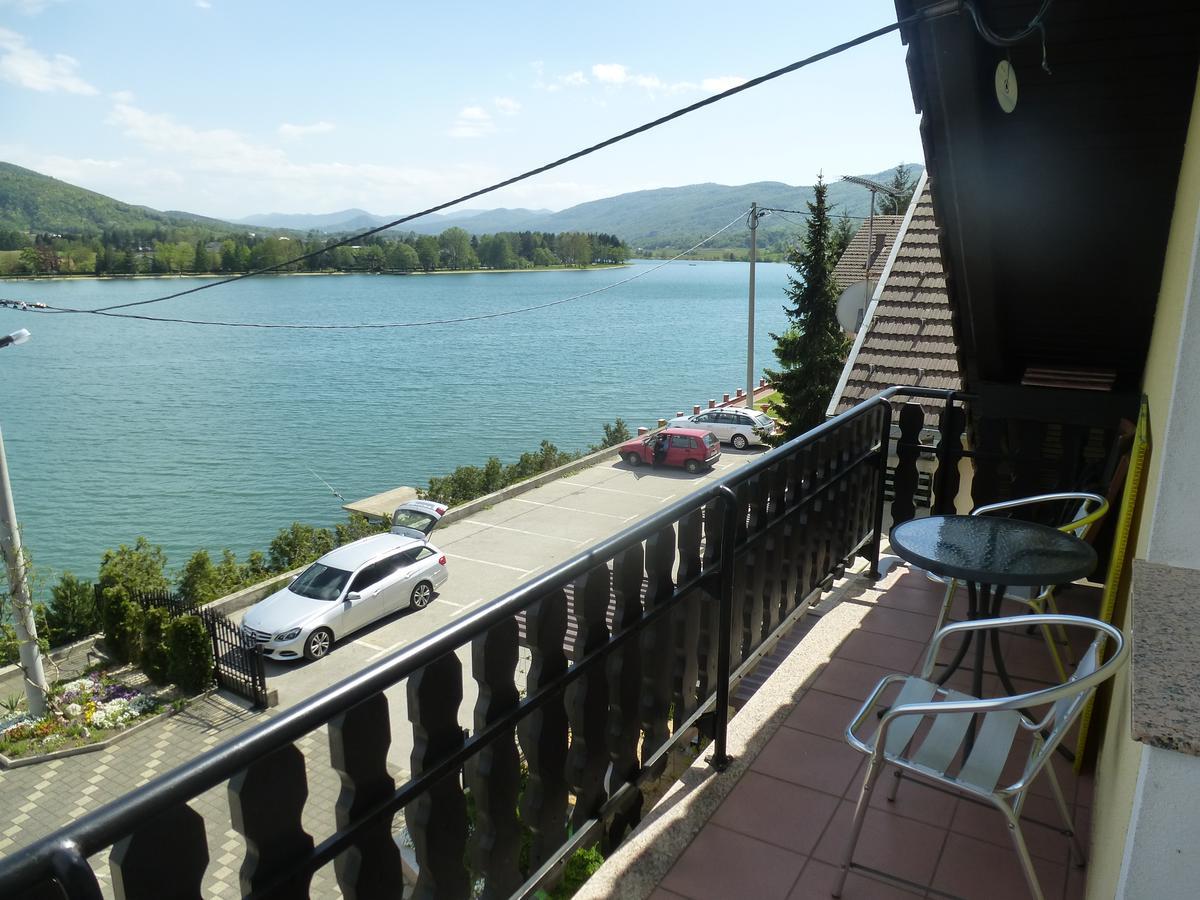Apartments Mise Ogulin Bagian luar foto