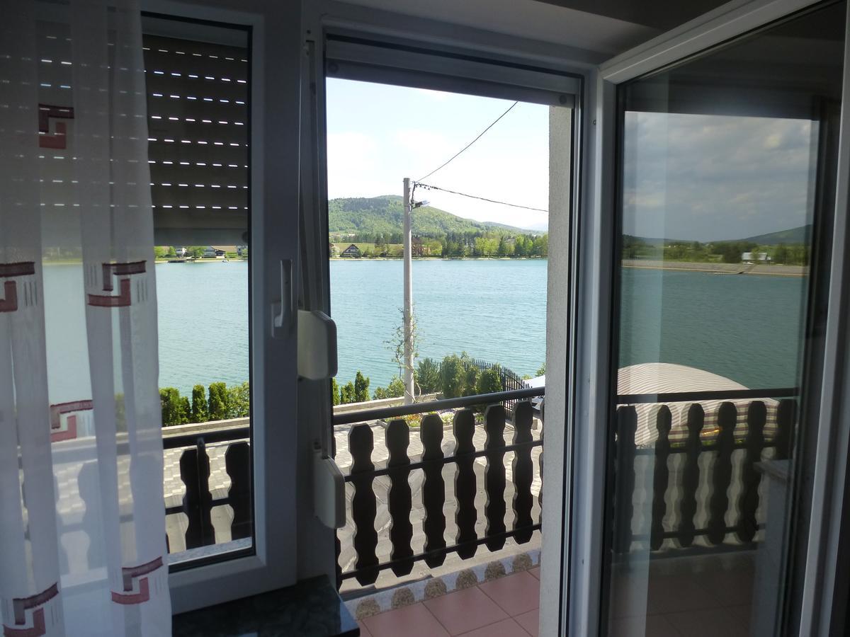 Apartments Mise Ogulin Bagian luar foto